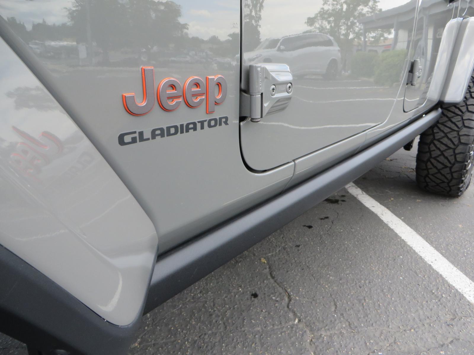 2021 Sting Grey /BLACK Jeep Gladiator Gladiator Mojave (1C6JJTEG4ML) with an 3.6L V6 engine, automatic transmission, located at 2630 Grass Valley Highway, Auburn, CA, 95603, (530) 508-5100, 38.937893, -121.095482 - Mojave Galdiator featuring a Readylift 4" suspension system, 37" Nitto Ridge Grappler tires, 17" Fuel Ammo wheels, Rugged Ridge bed cover, and window tint. - Photo #11